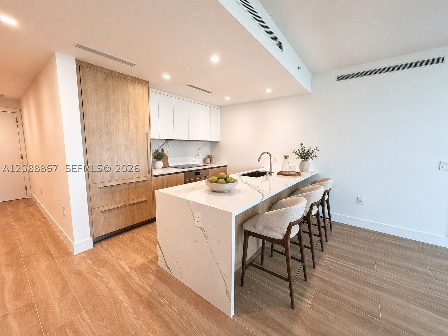 2411 Laguna Circle 2103