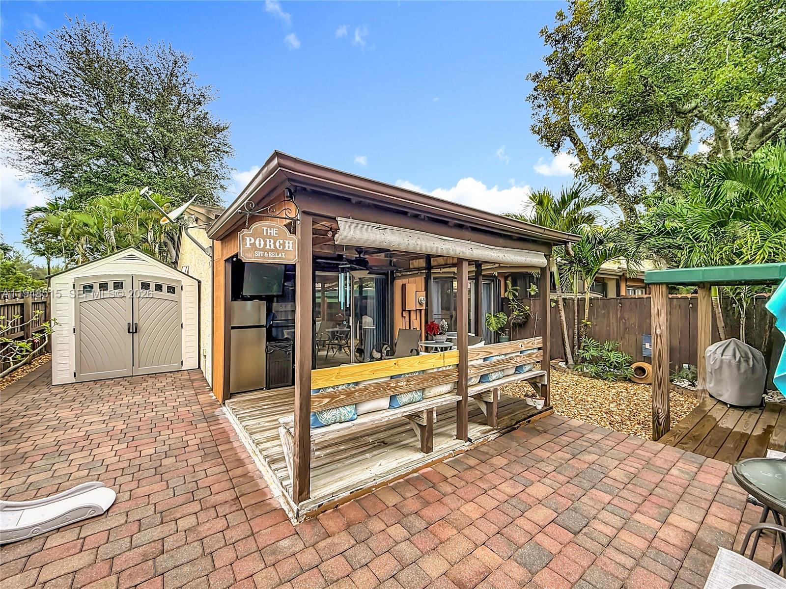 EVERGLADES SUGAR & LAND C - Residential