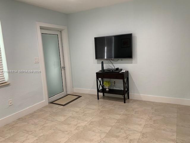 MIMO ON THE BEACH IX COND - Residential Lease