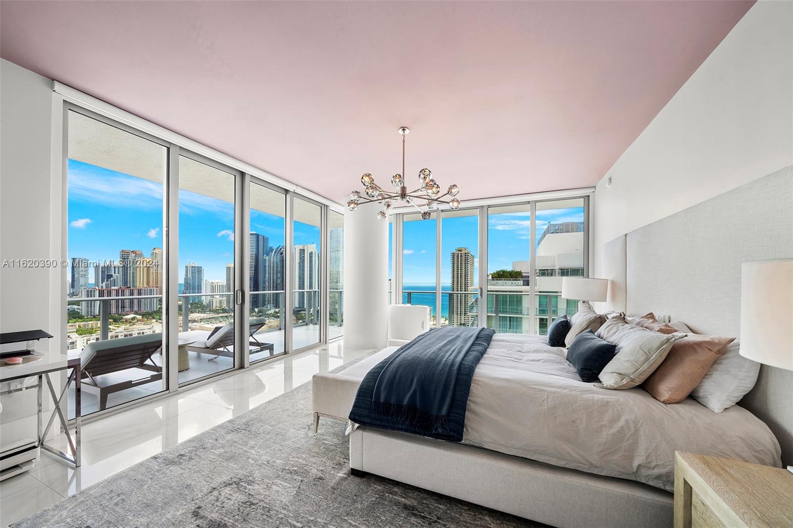 PARQUE TOWERS CONDO - Residential