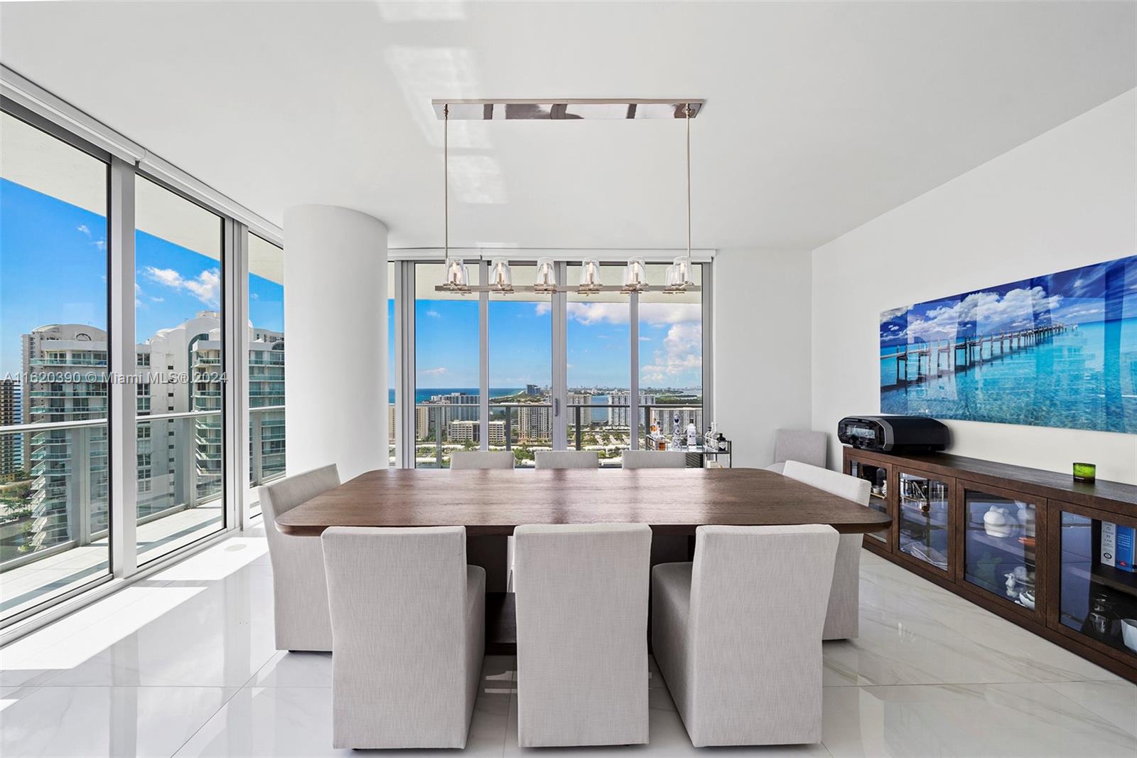 PARQUE TOWERS CONDO - Residential