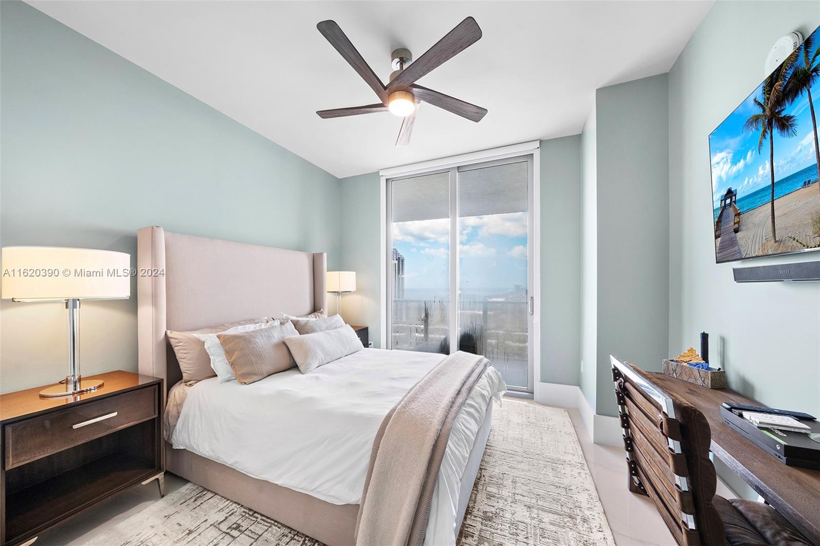 PARQUE TOWERS CONDO - Residential