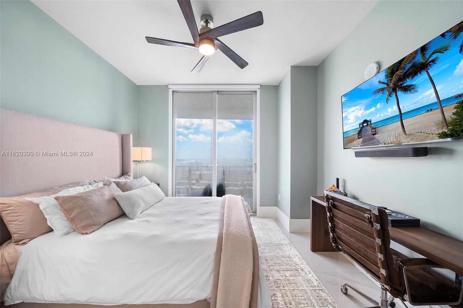 PARQUE TOWERS CONDO - Residential