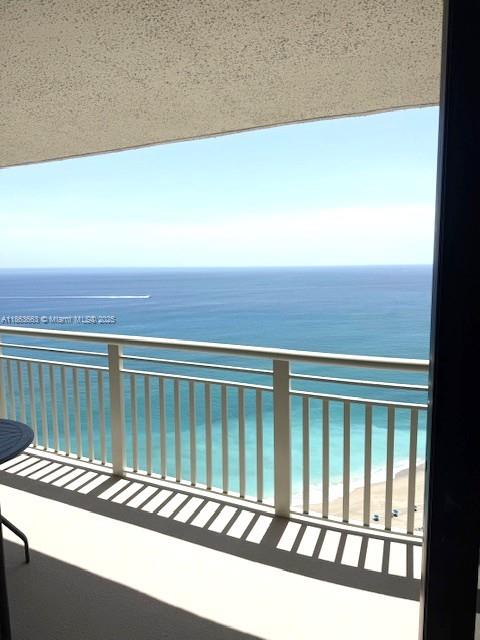 TIARA CONDO - Residential