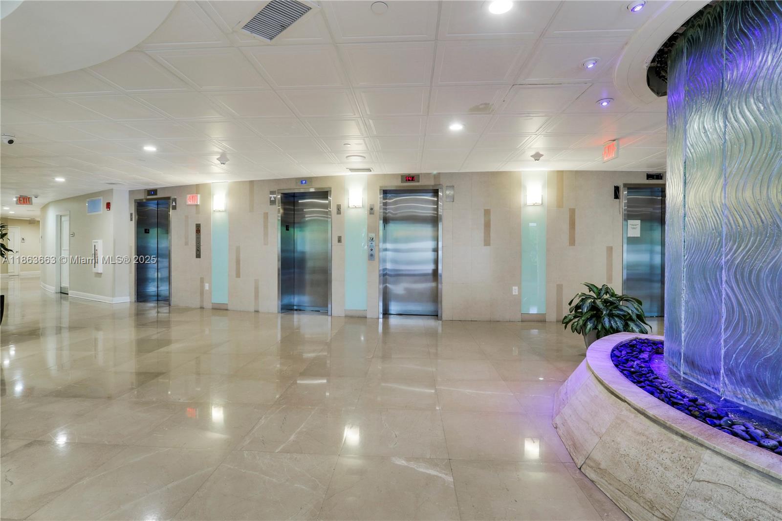 TIARA CONDO - Residential