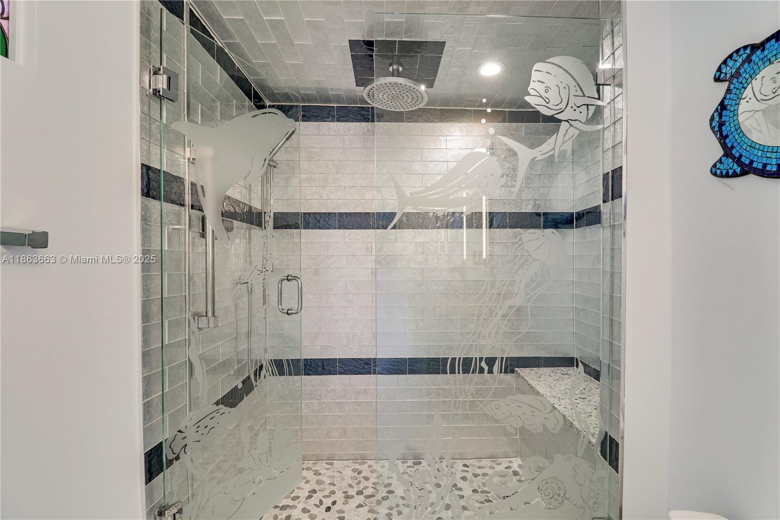 TIARA CONDO - Residential