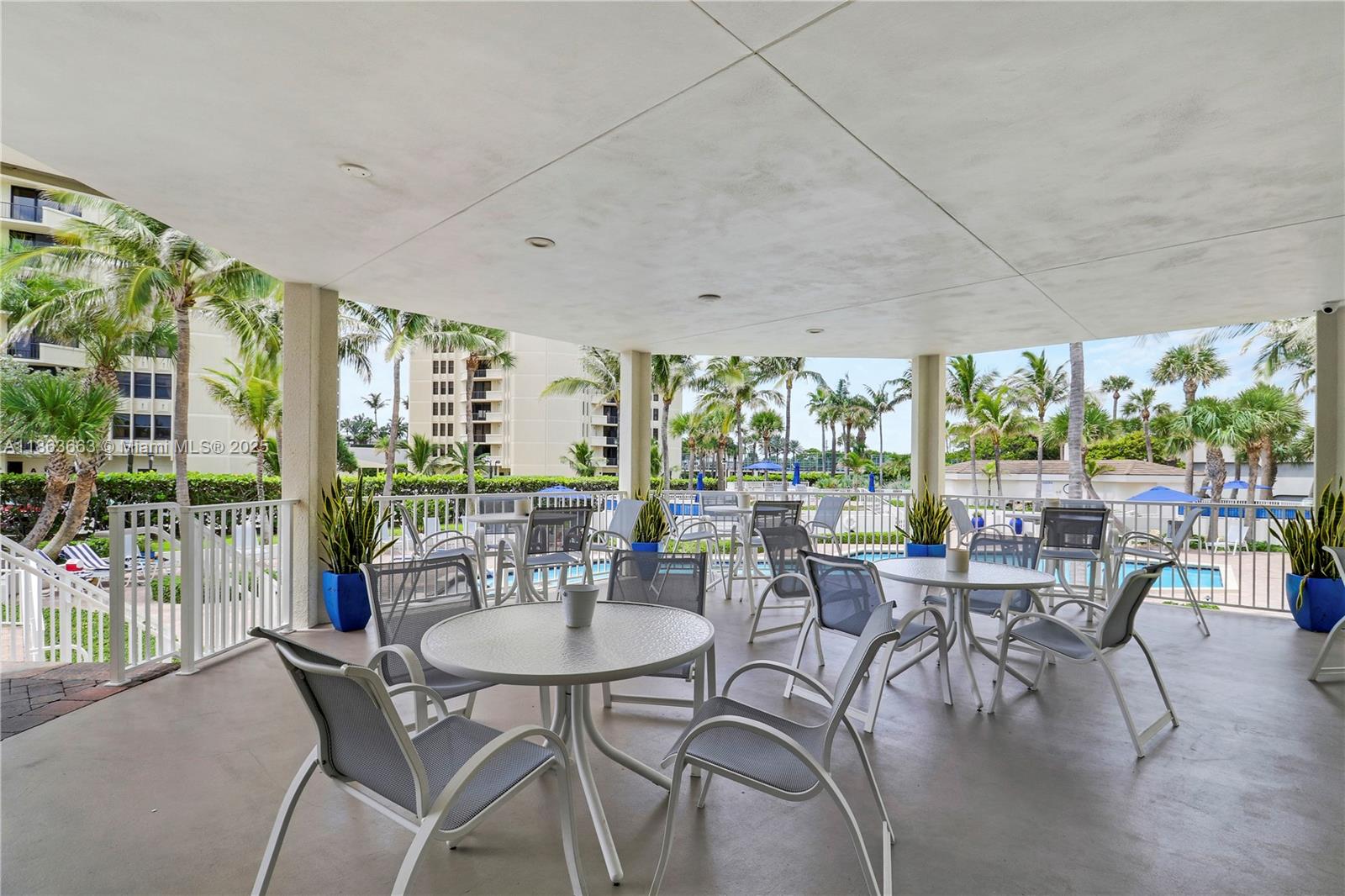 TIARA CONDO - Residential