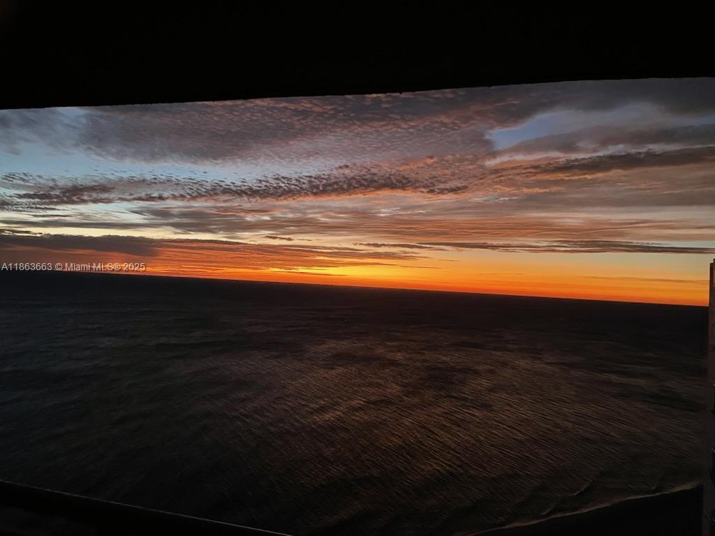 TIARA CONDO - Residential