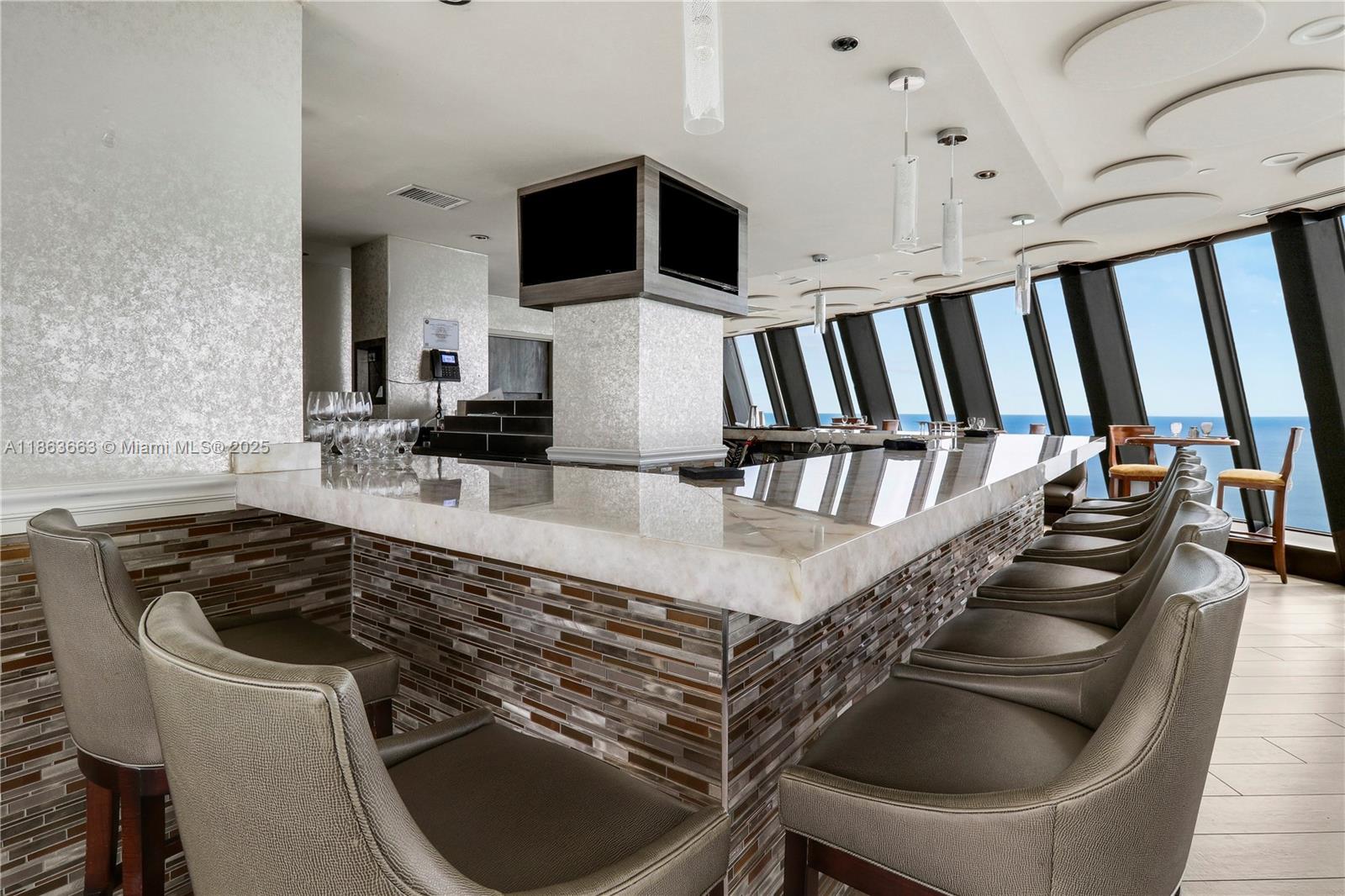 TIARA CONDO - Residential