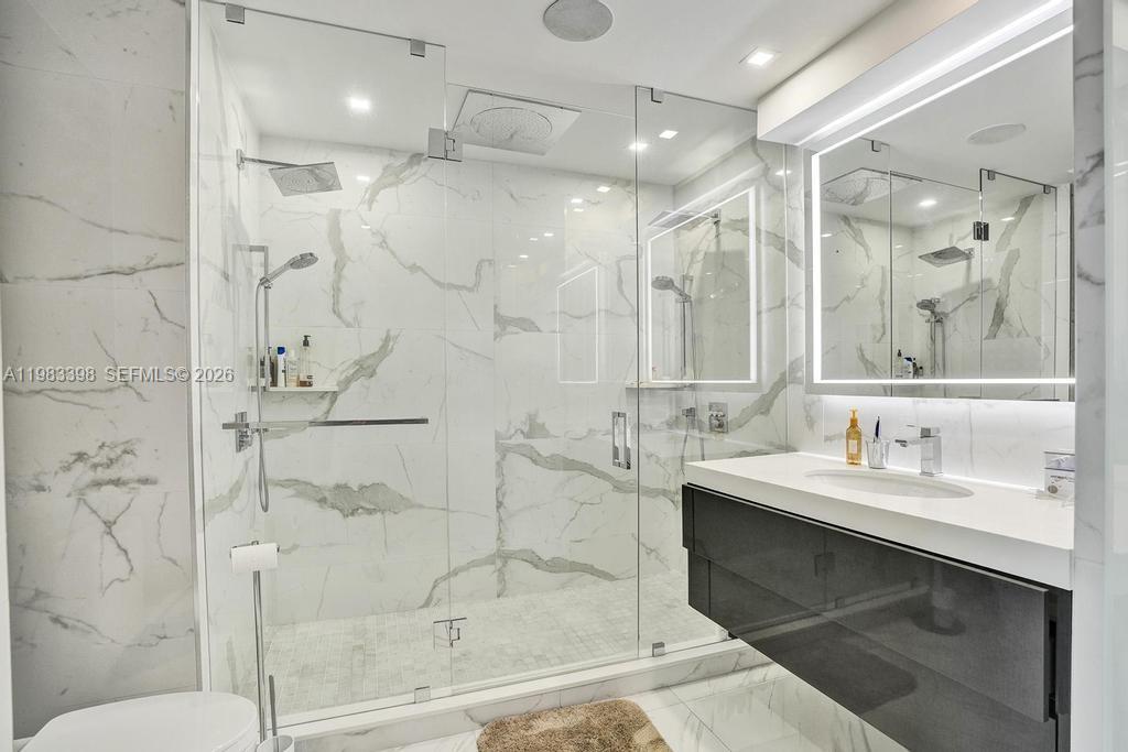 WILLIAMS ISLAND - Residential