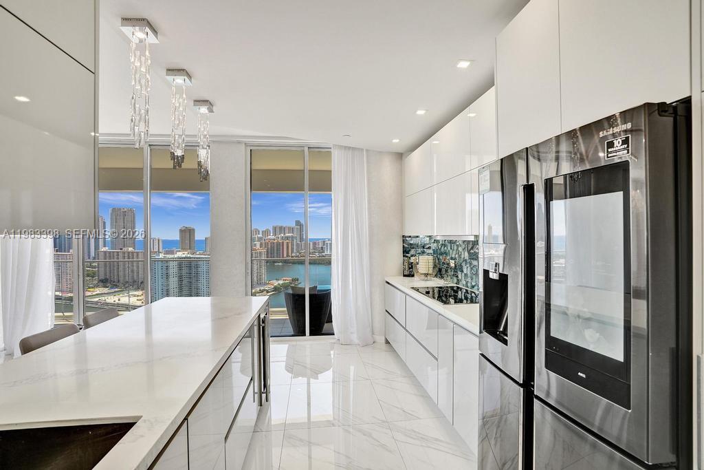 WILLIAMS ISLAND - Residential