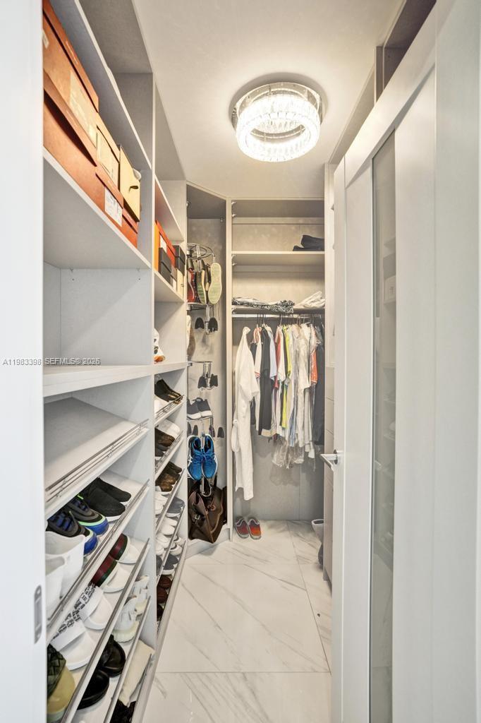 WILLIAMS ISLAND - Residential