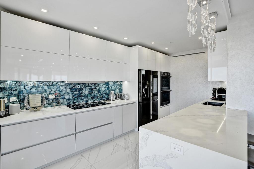 WILLIAMS ISLAND - Residential