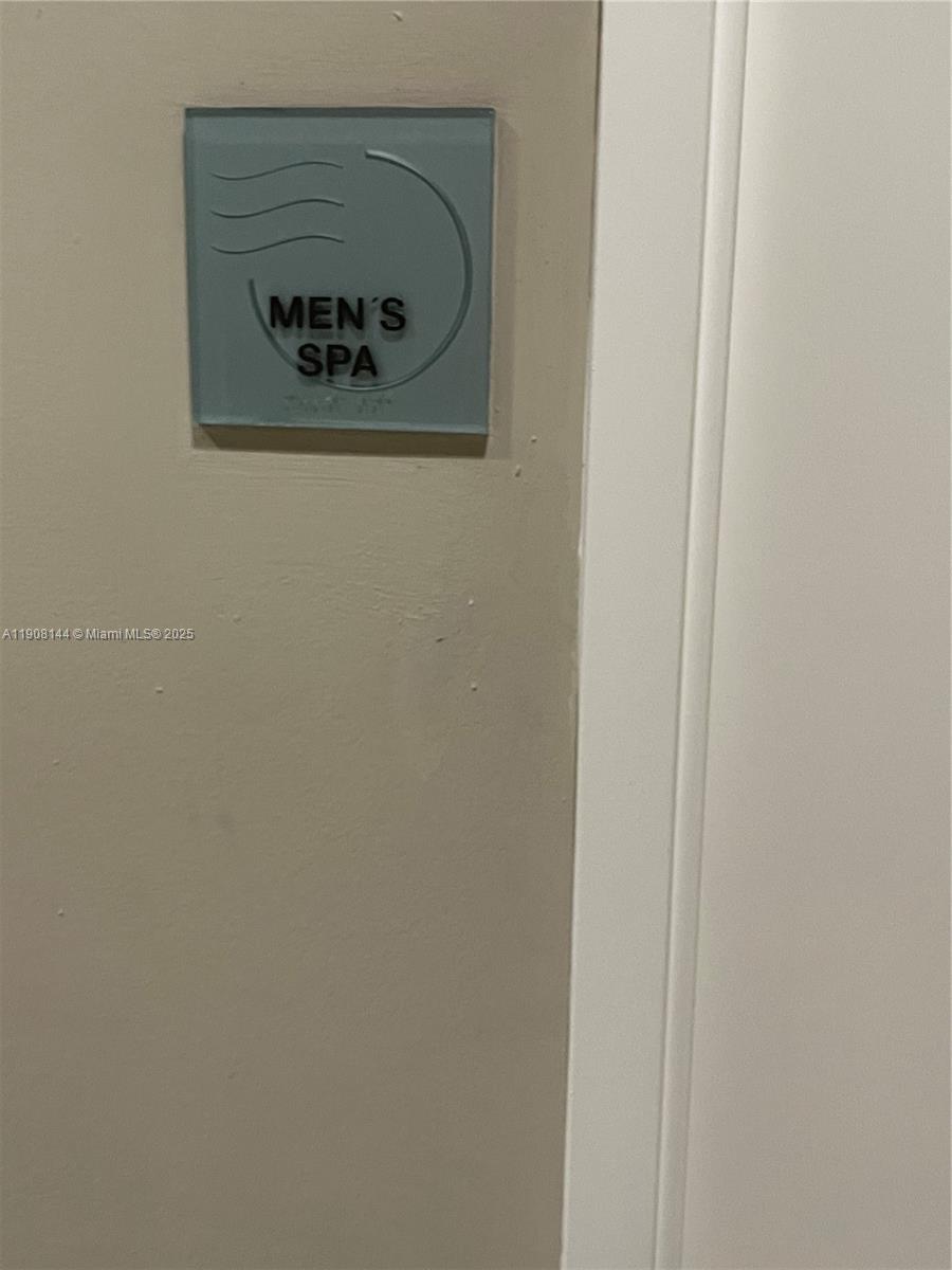 WIND CONDO - Residential Lease