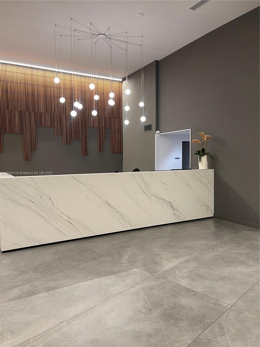 WIND CONDO - Residential Lease