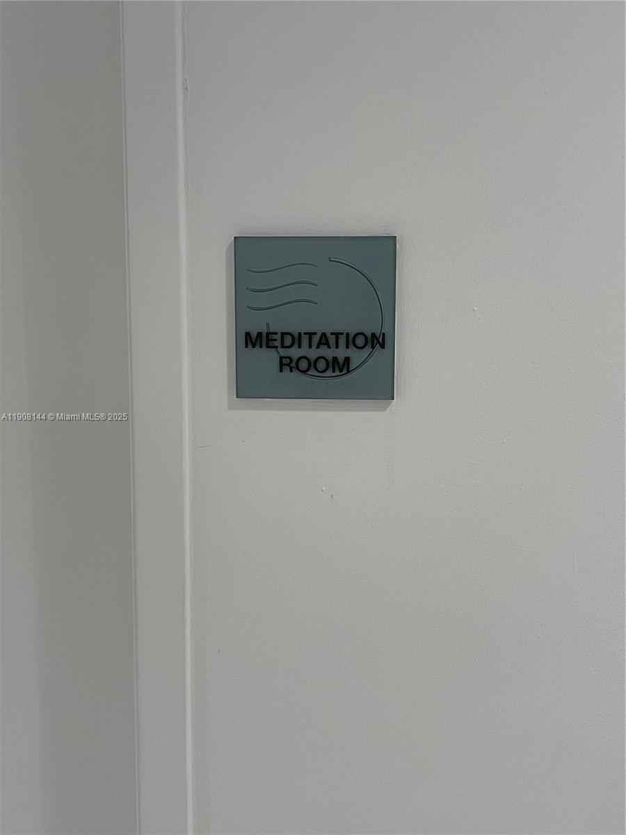 WIND CONDO - Residential Lease