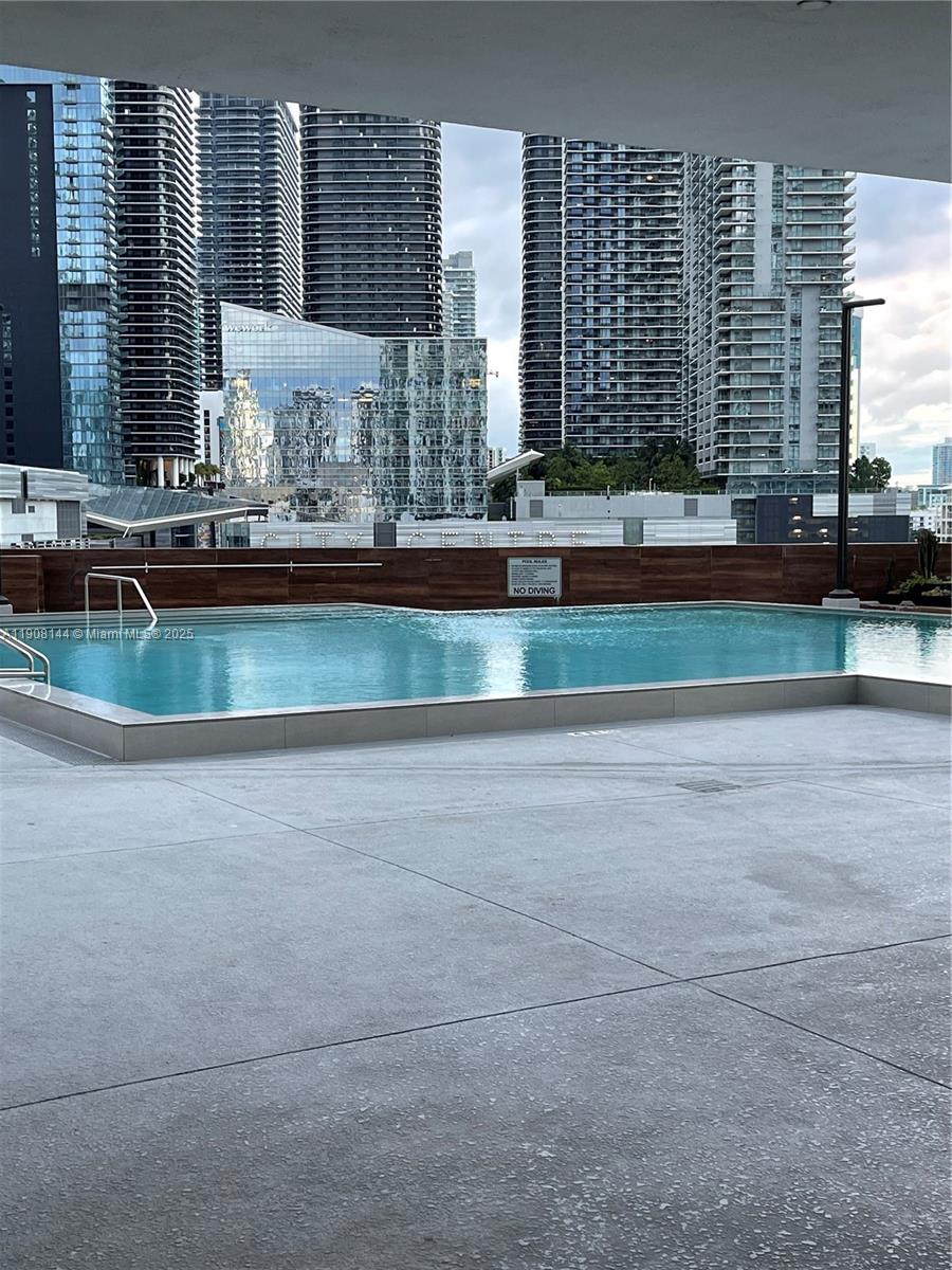 WIND CONDO - Residential Lease