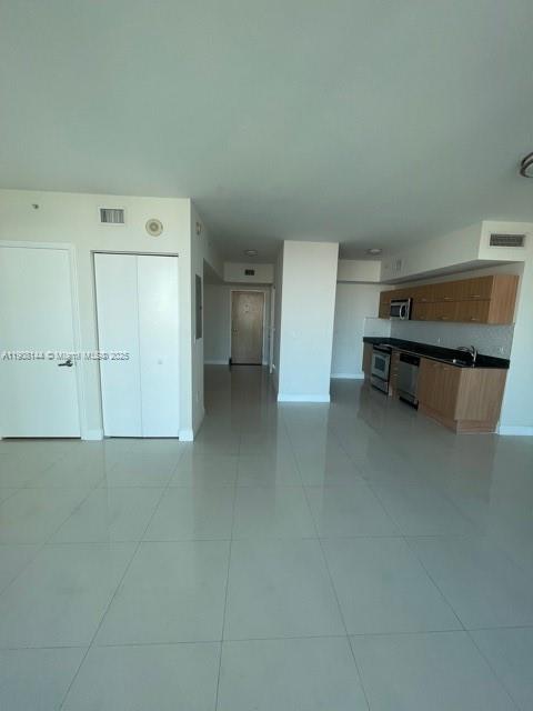 WIND CONDO - Residential Lease