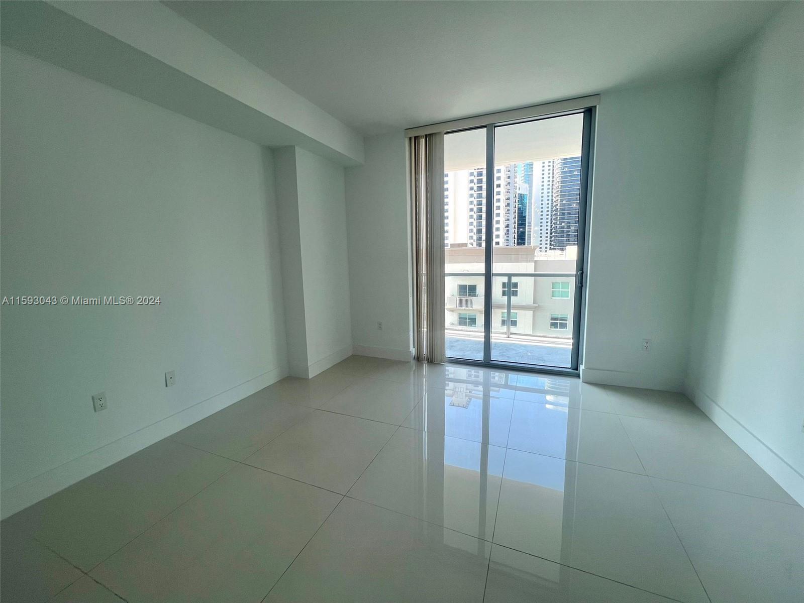 THE AXIS ON BRICKELL II C - Residential Lease