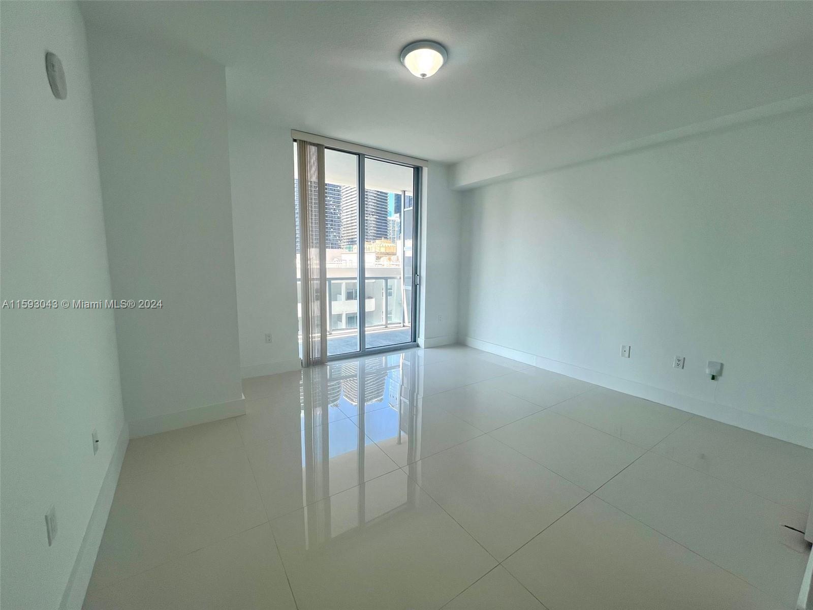 THE AXIS ON BRICKELL II C - Residential Lease