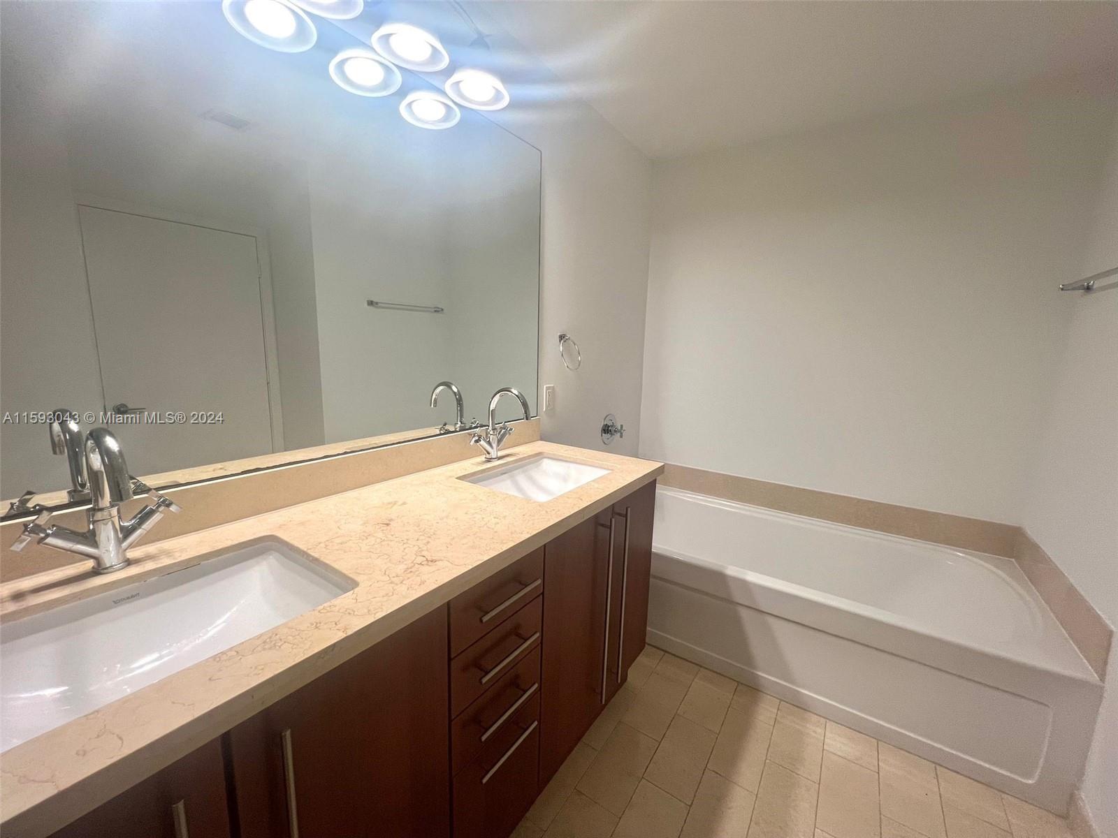 THE AXIS ON BRICKELL II C - Residential Lease