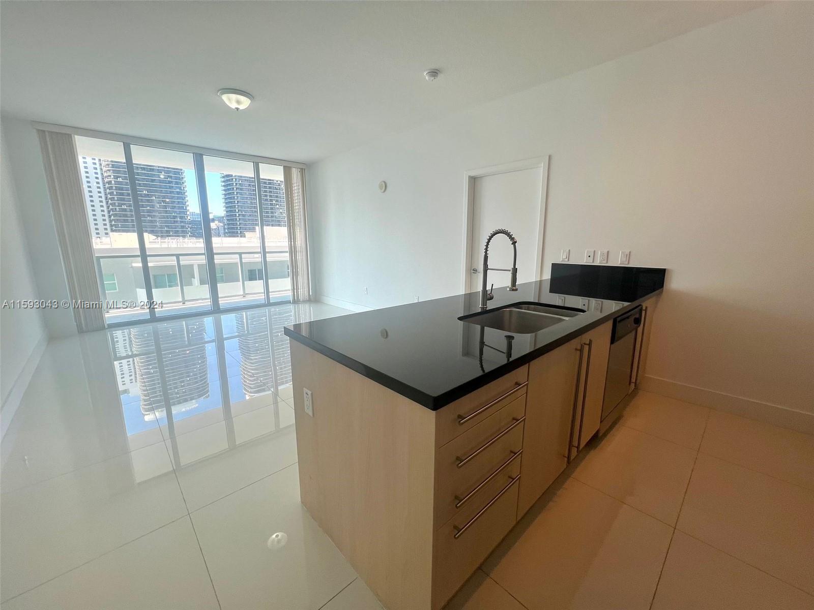 THE AXIS ON BRICKELL II C - Residential Lease