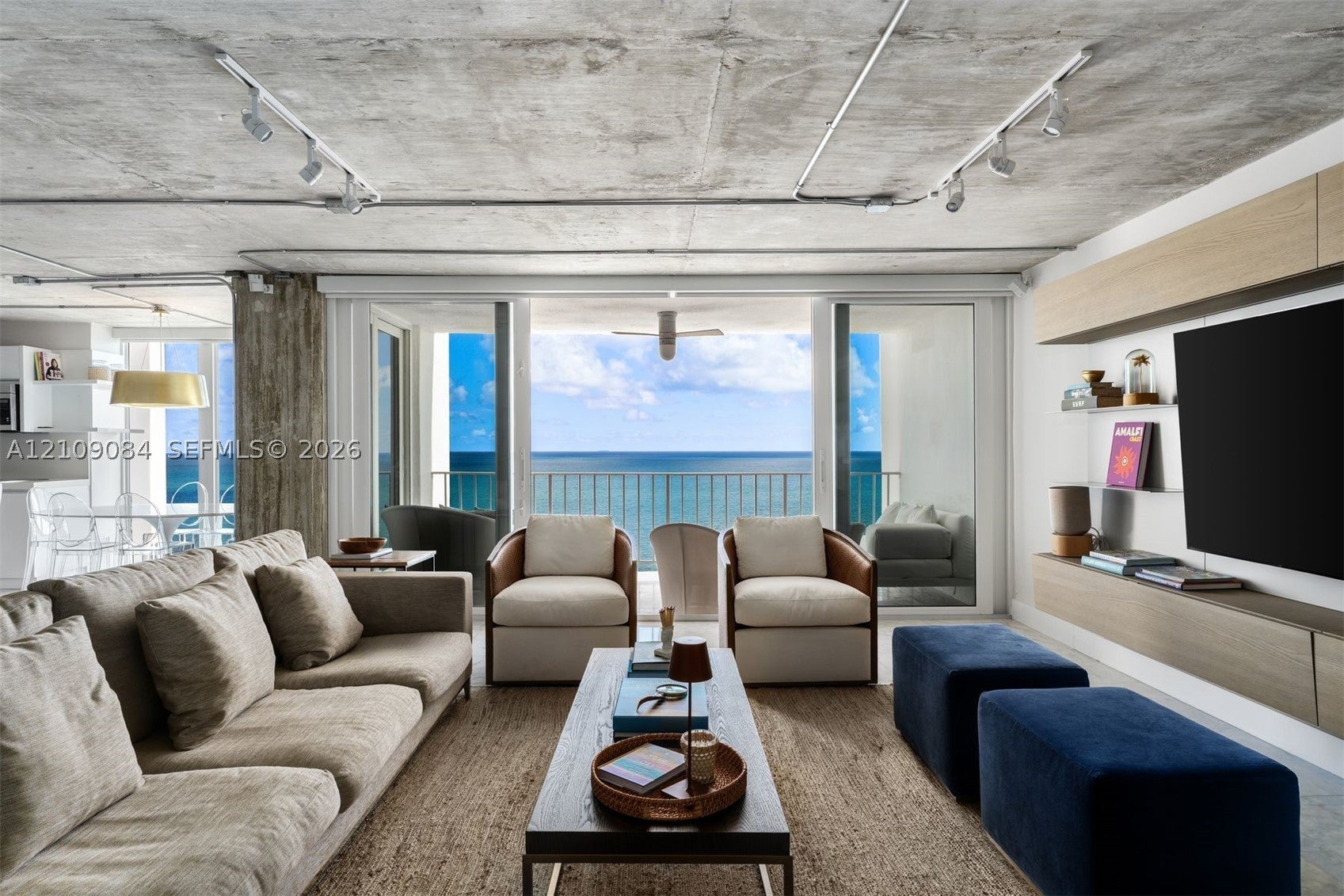 881 Ocean Dr