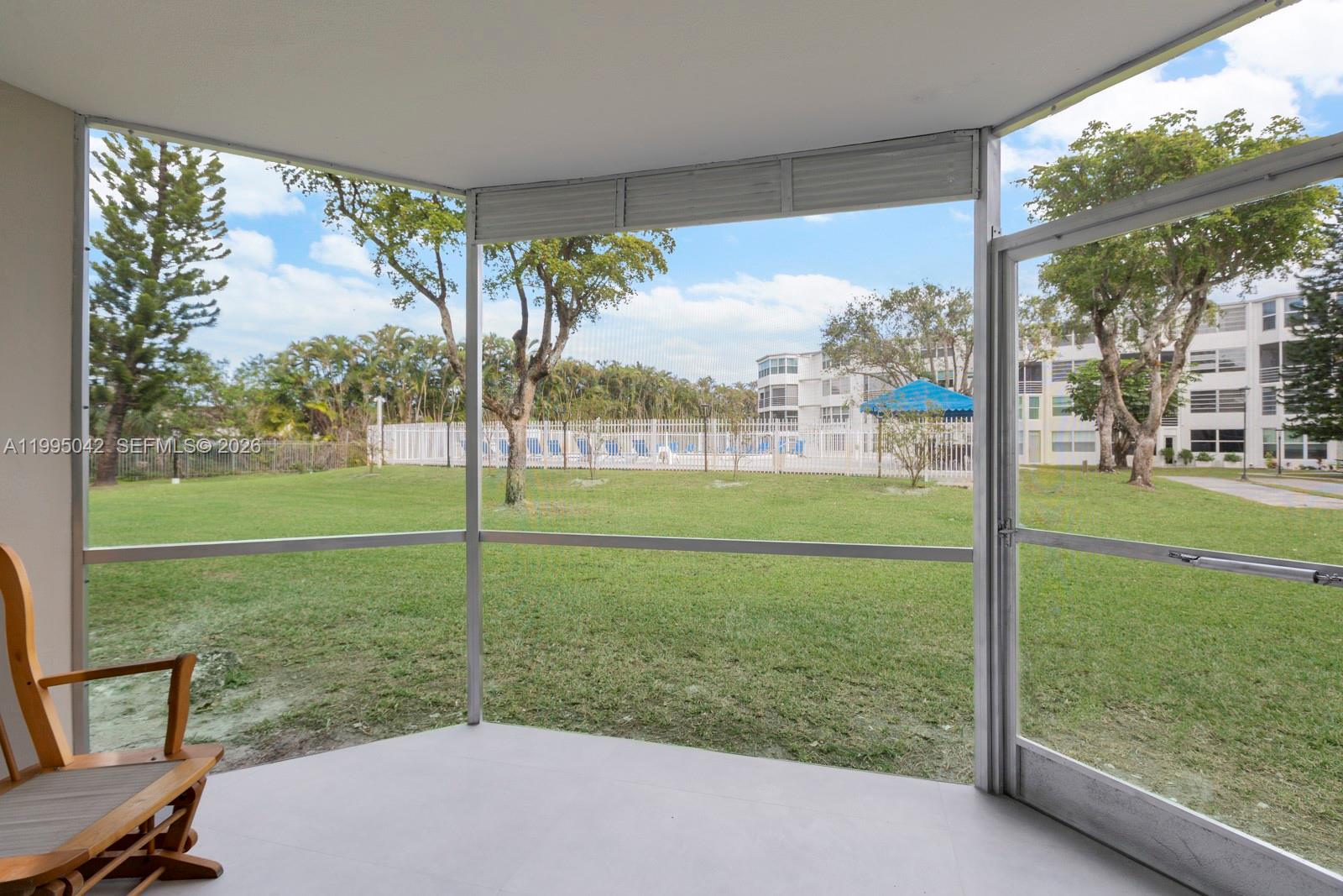 Roling Green Condo E - Residential