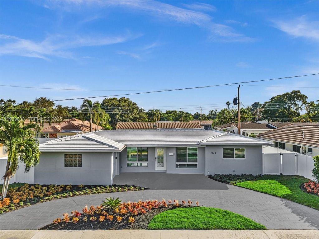 Photo of 2144 NE 64th St, Fort Lauderdale, FL 33308 (MLS # A11929603)