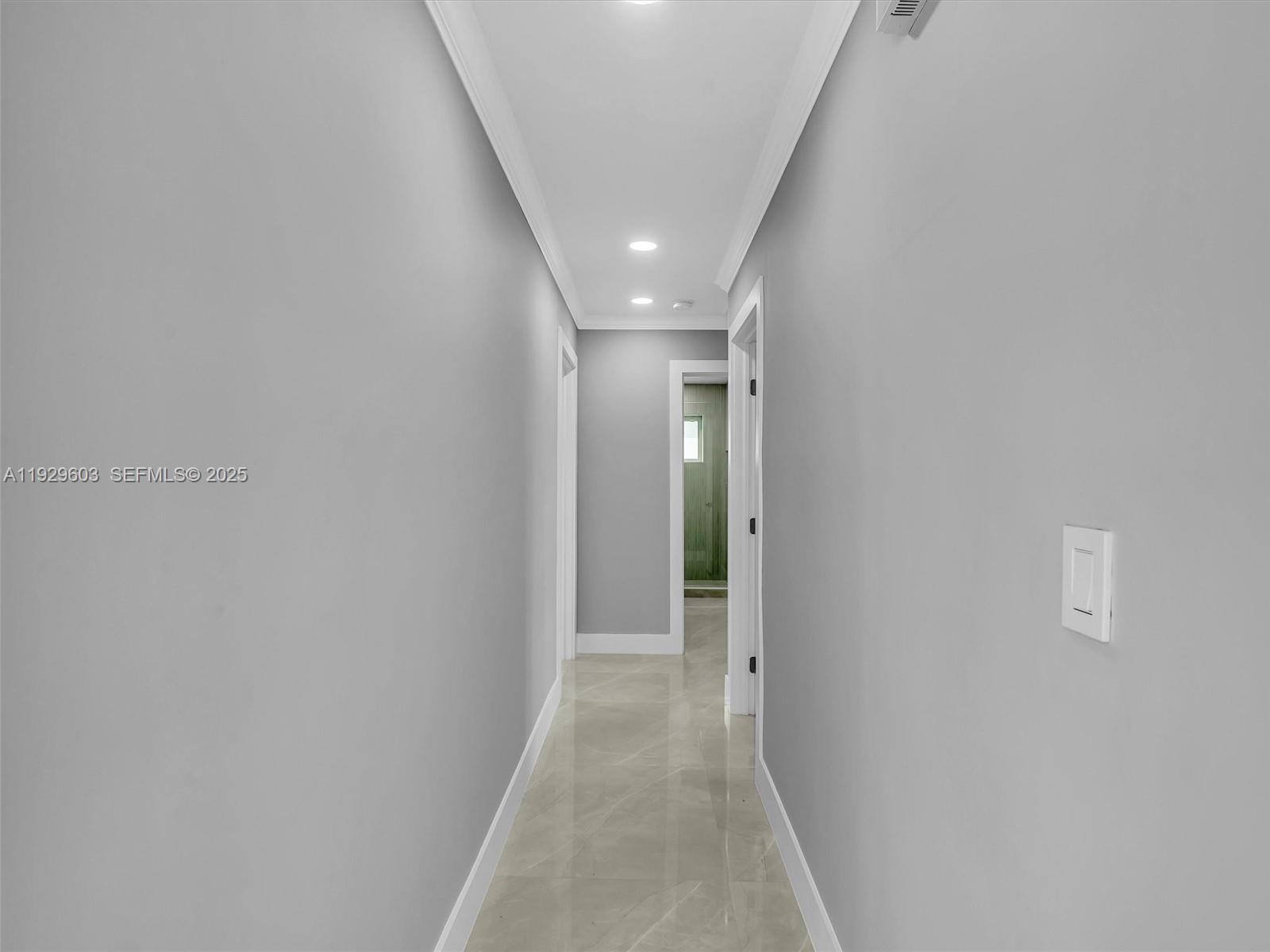 IMPERIAL POINT 2 SEC - Residential