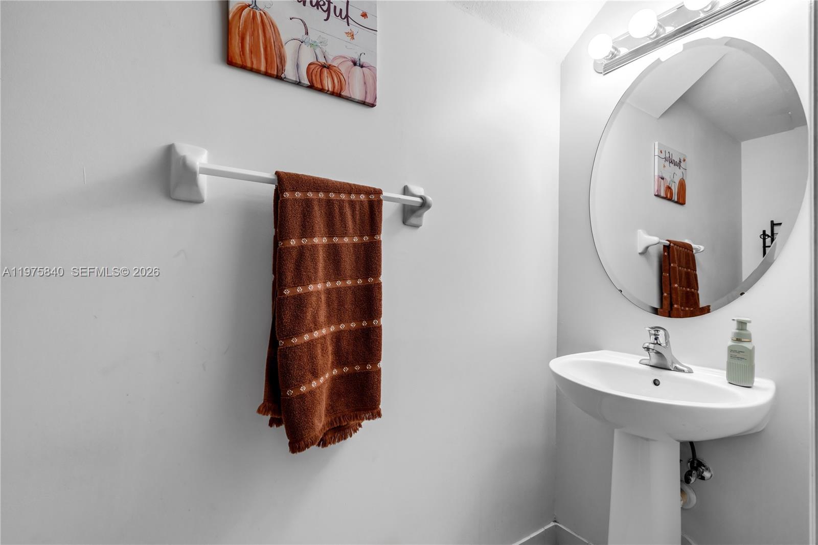 COCO PALM ESTATES - Residential