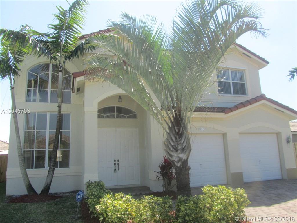 Century Gdns/Tamiami - Residential Lease