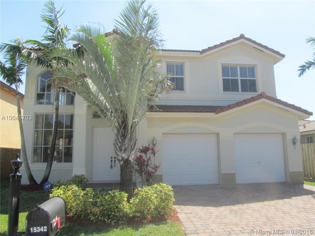 Century Gdns/Tamiami - Residential Lease