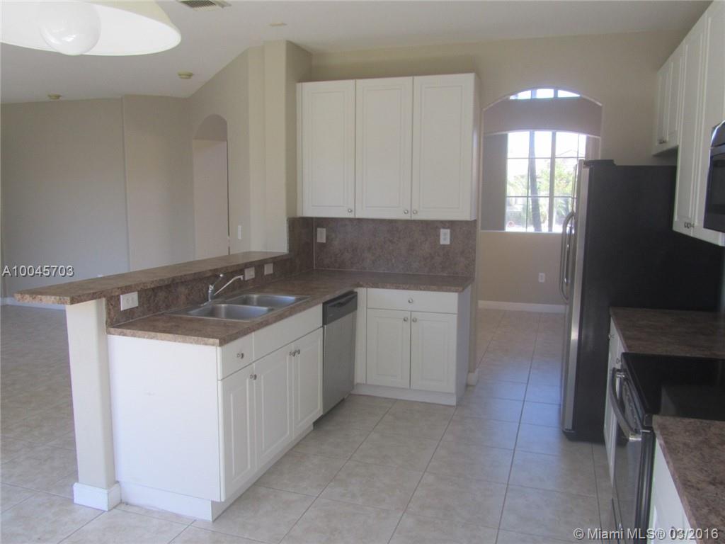 Century Gdns/Tamiami - Residential Lease