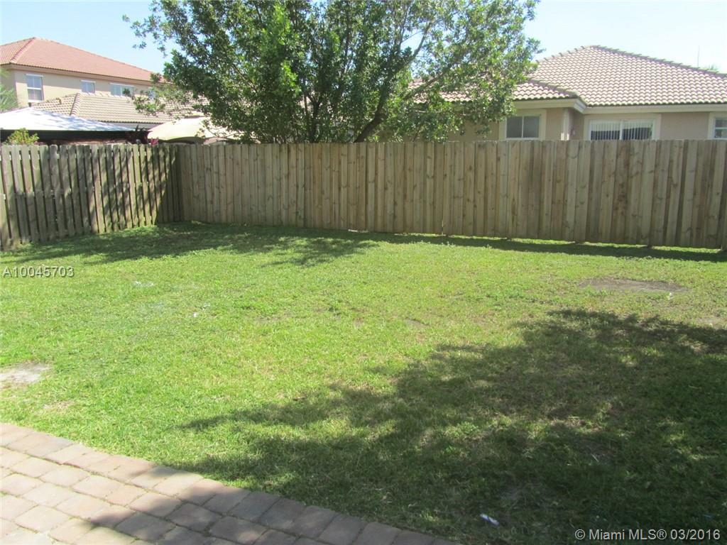 Century Gdns/Tamiami - Residential Lease