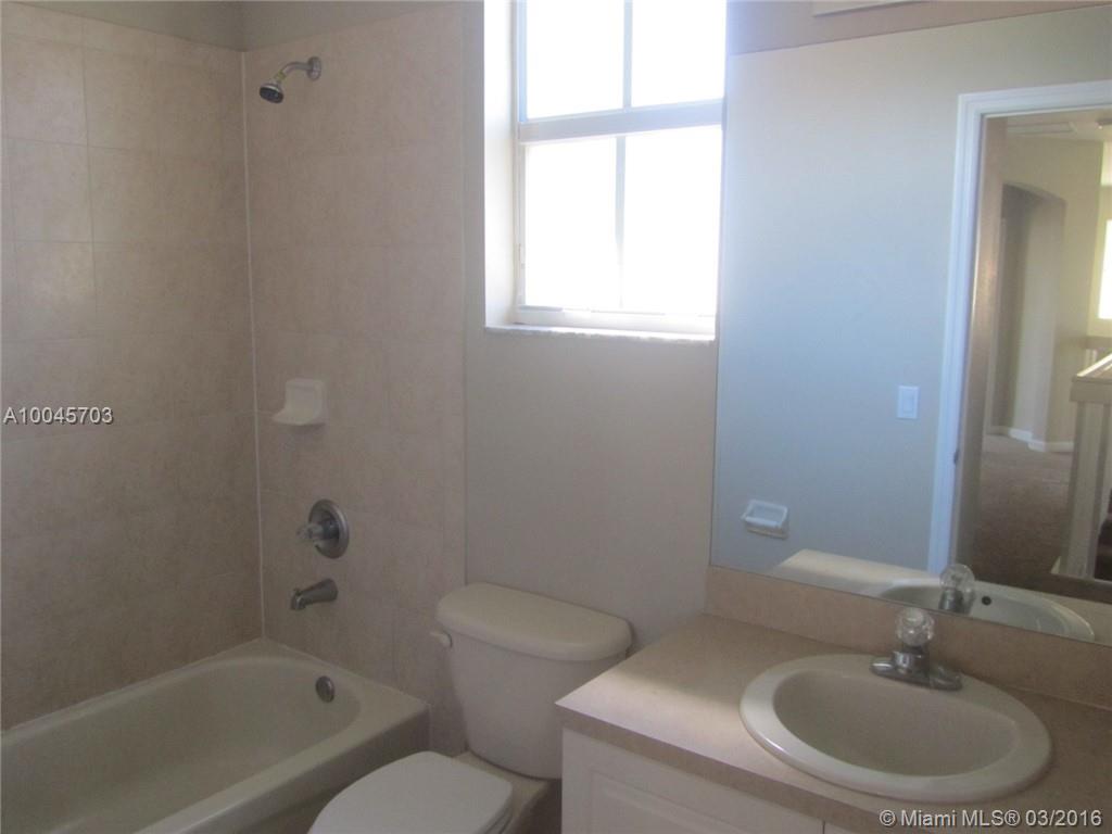 Century Gdns/Tamiami - Residential Lease