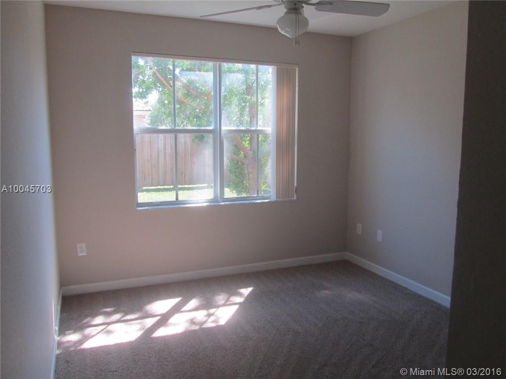 Century Gdns/Tamiami - Residential Lease