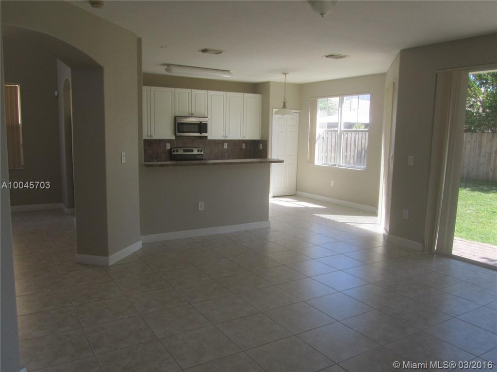 Century Gdns/Tamiami - Residential Lease