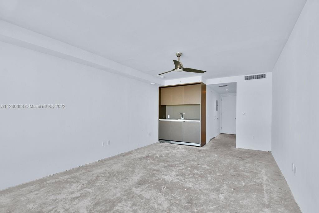 18975 COLLINS CONDO - Residential