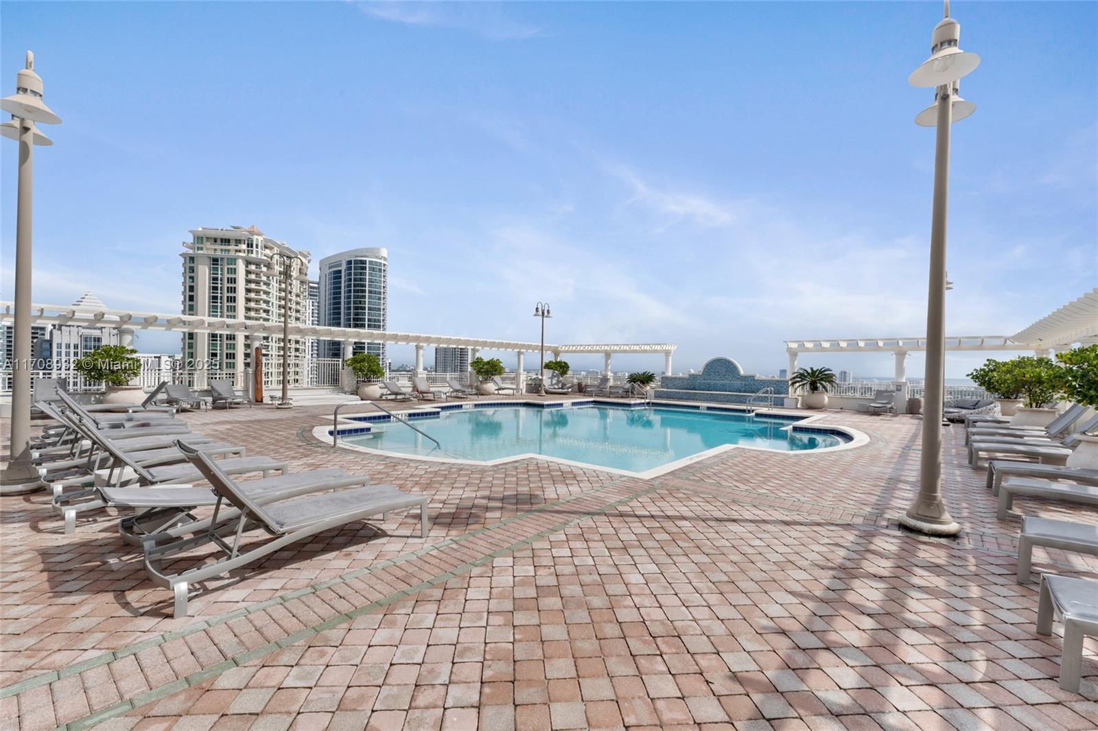 NURIVER LANDING CONDO - Residential