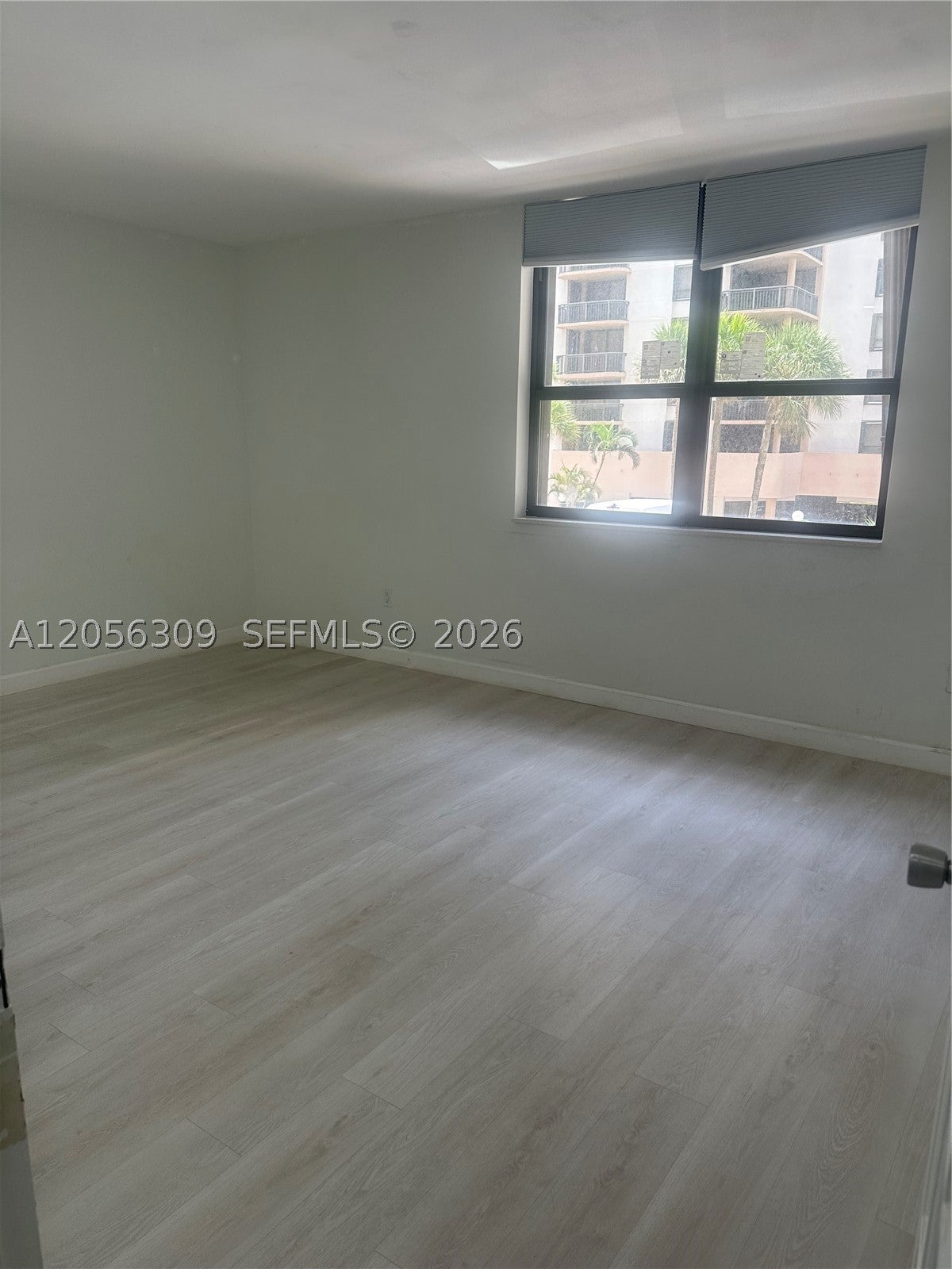 10185 Collins Ave 309