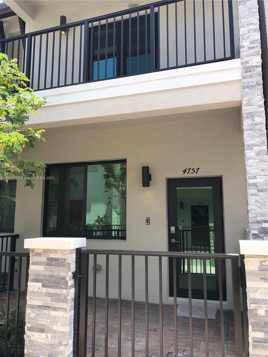 Urbana at the Residences - Residential Lease