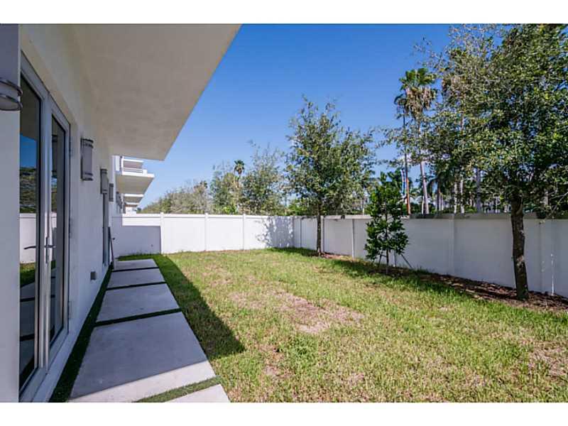 Oasis Park Square - Residential