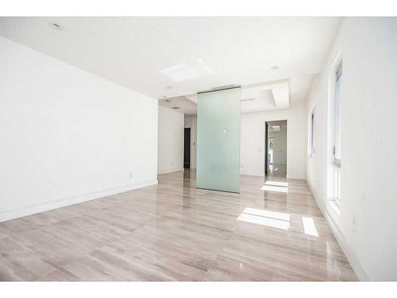 Oasis Park Square - Residential