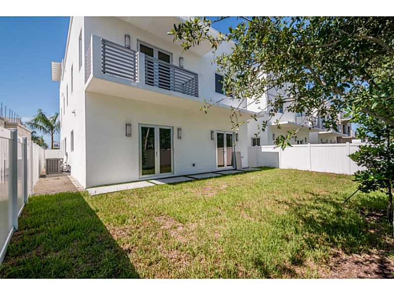 Oasis Park Square - Residential