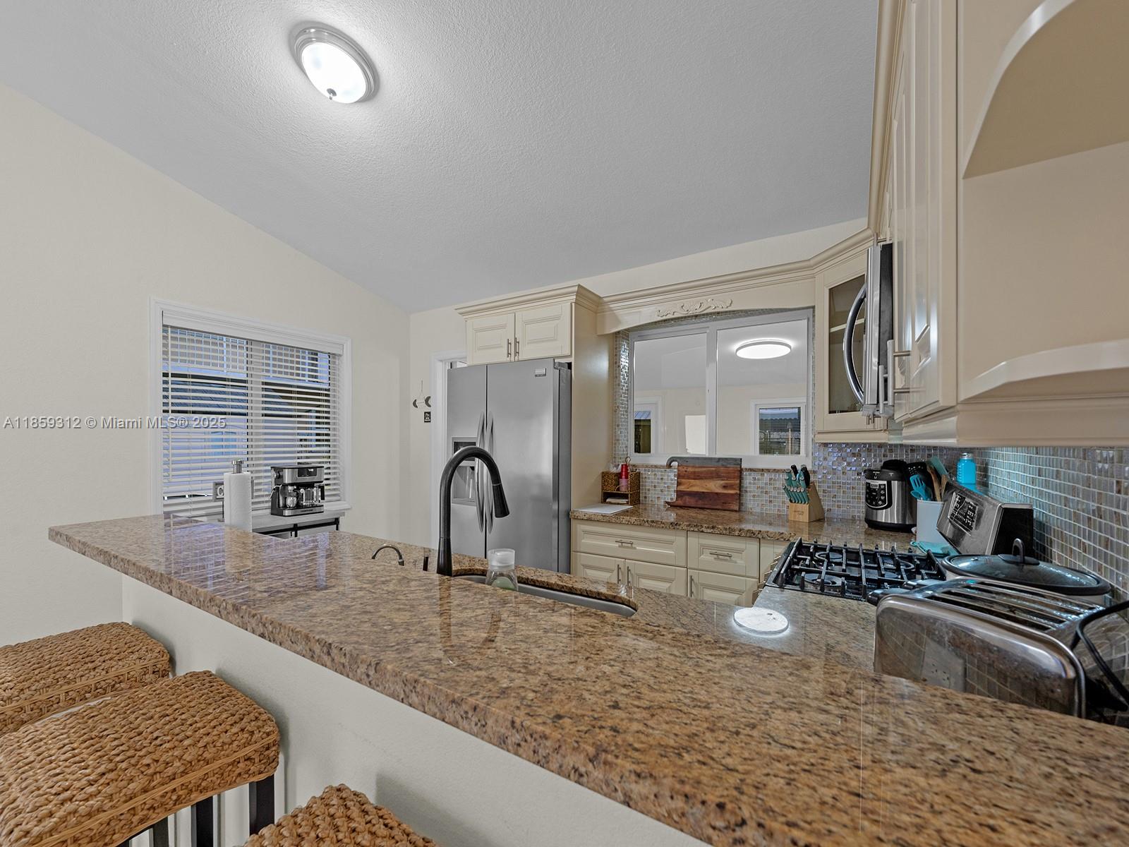 LARGO SOUND PARK - Residential Lease