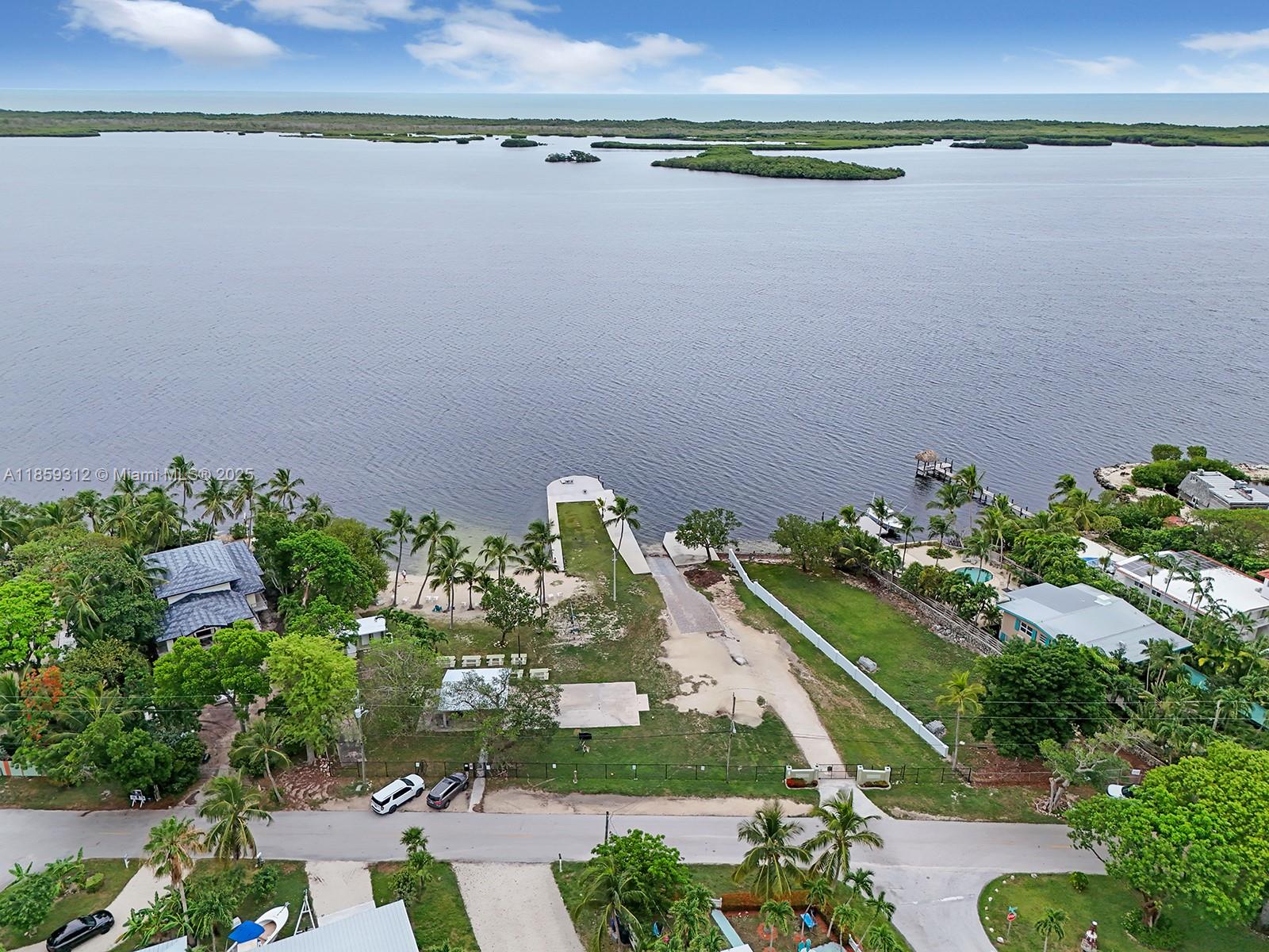 LARGO SOUND PARK - Residential Lease