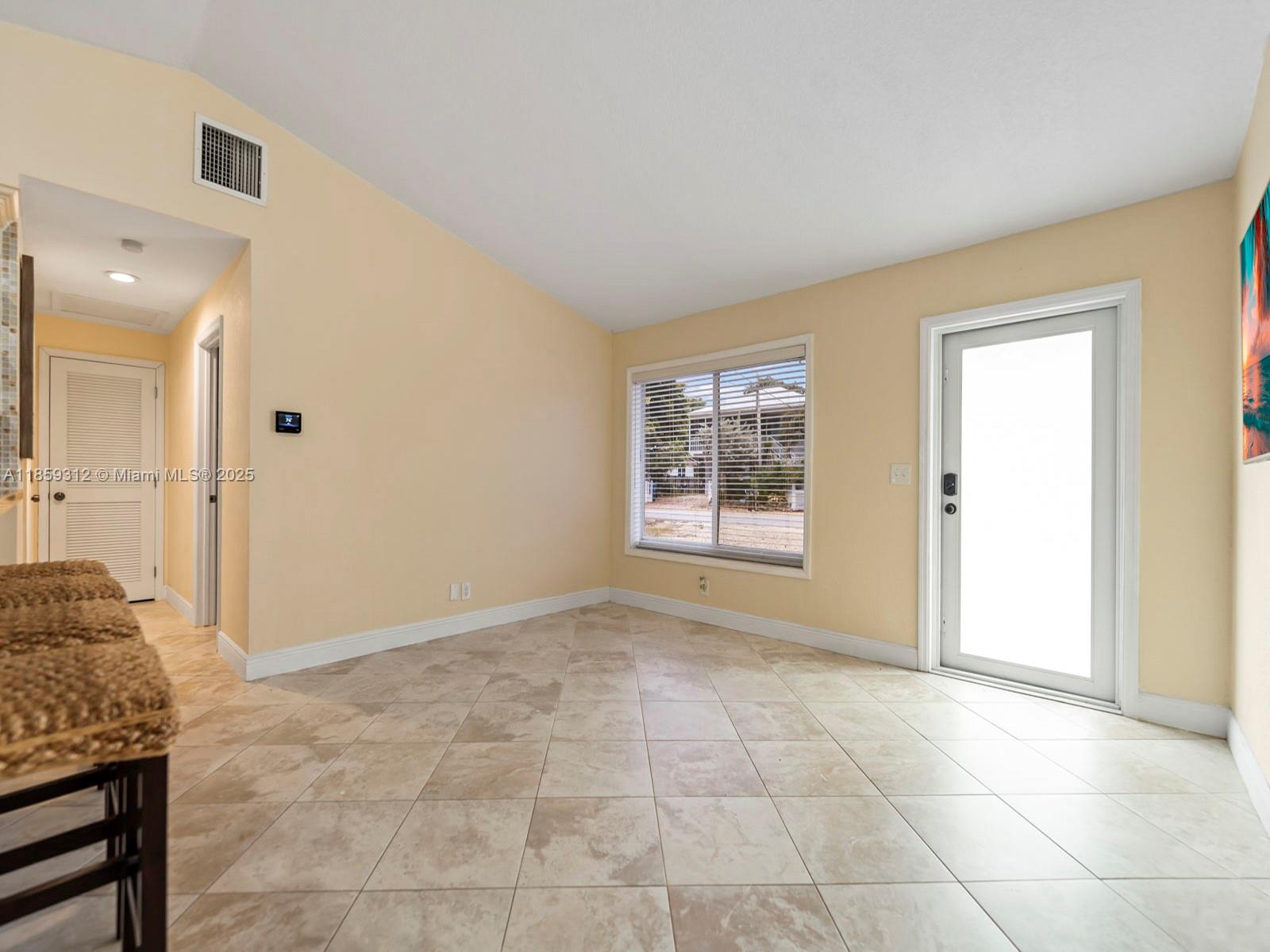 LARGO SOUND PARK - Residential Lease