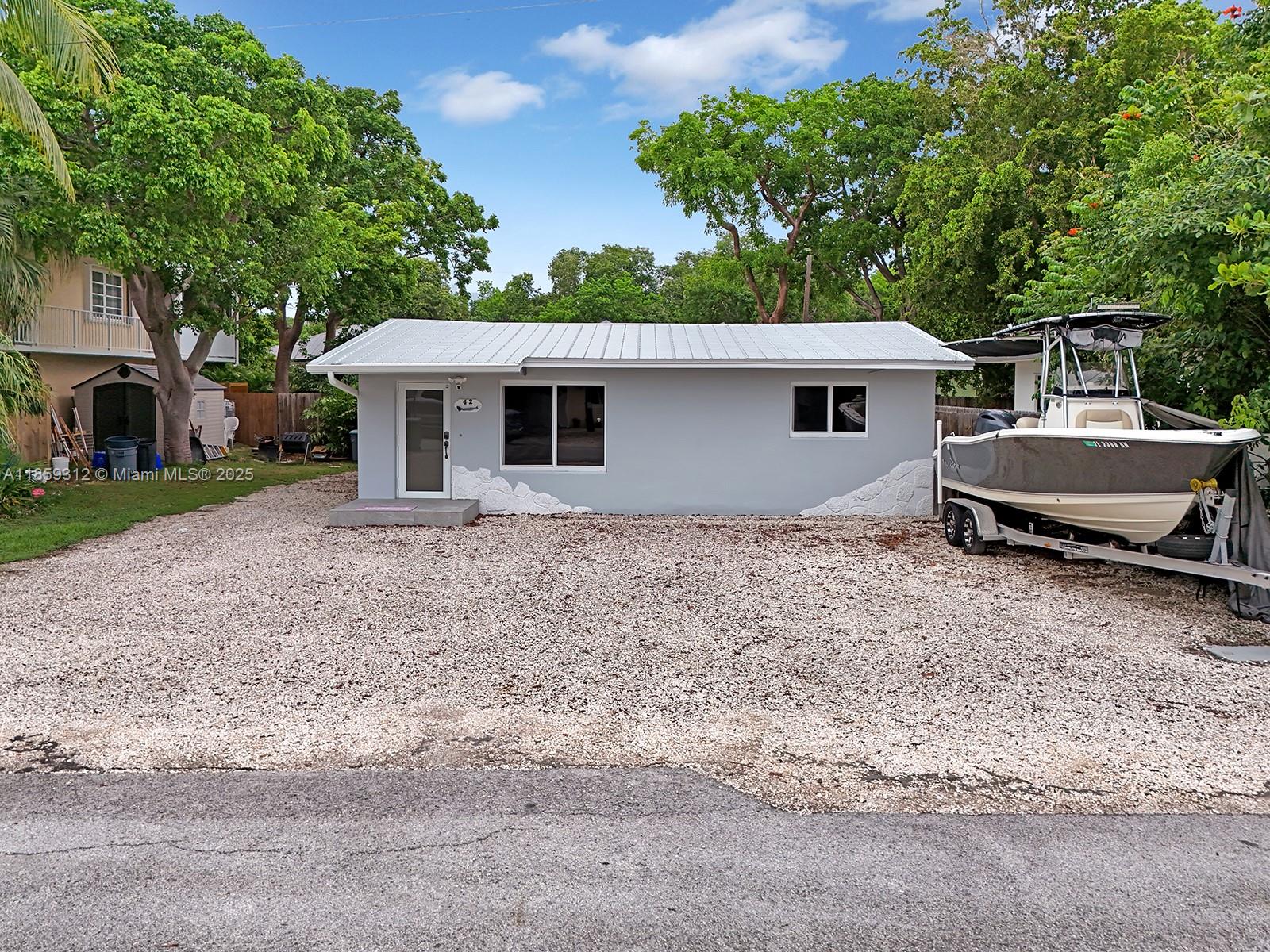 LARGO SOUND PARK - Residential Lease
