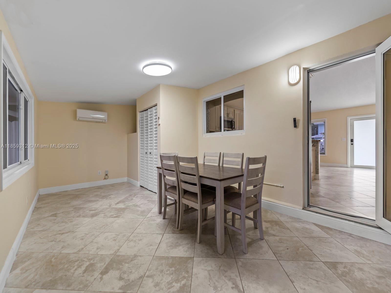 LARGO SOUND PARK - Residential Lease